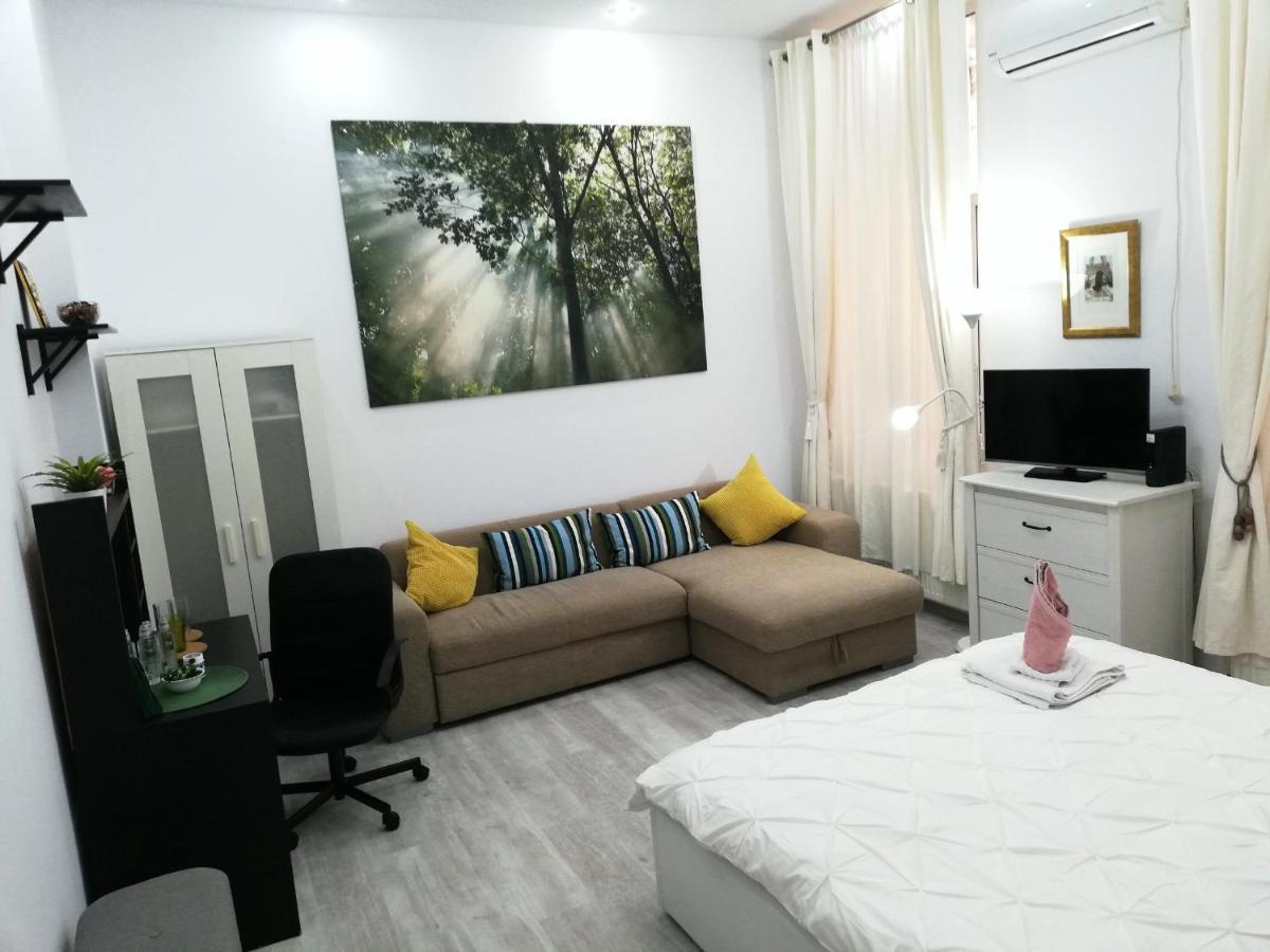 Ultracentral Studio For 4 布加勒斯特 外观 照片