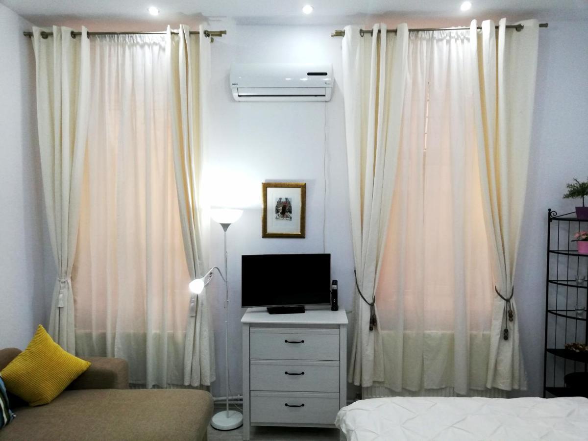 Ultracentral Studio For 4 布加勒斯特 外观 照片